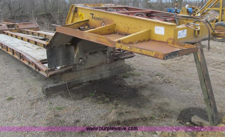 image for item E4743 1982 Talbert triple axle lowboy trailer