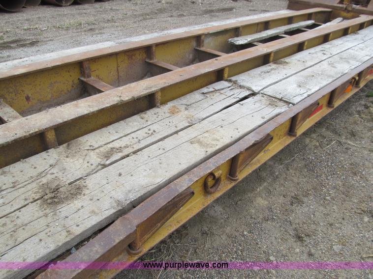 image for item E4743 1982 Talbert triple axle lowboy trailer