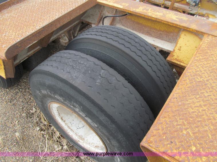 image for item E4743 1982 Talbert triple axle lowboy trailer