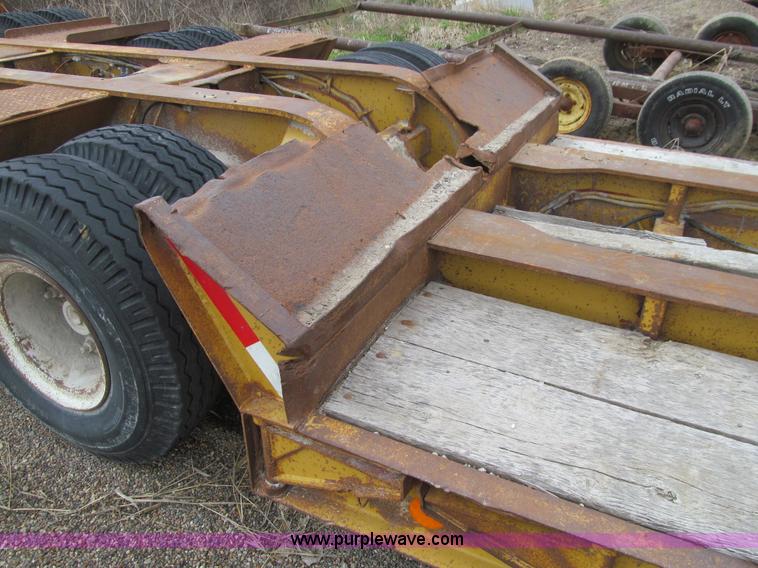 image for item E4743 1982 Talbert triple axle lowboy trailer