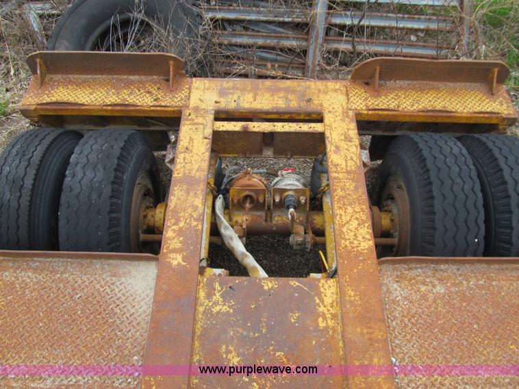 image for item E4743 1982 Talbert triple axle lowboy trailer