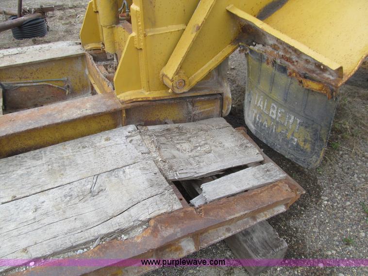 image for item E4743 1982 Talbert triple axle lowboy trailer