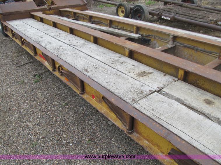 image for item E4743 1982 Talbert triple axle lowboy trailer