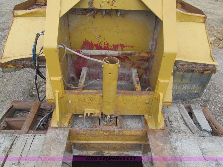 image for item E4743 1982 Talbert triple axle lowboy trailer