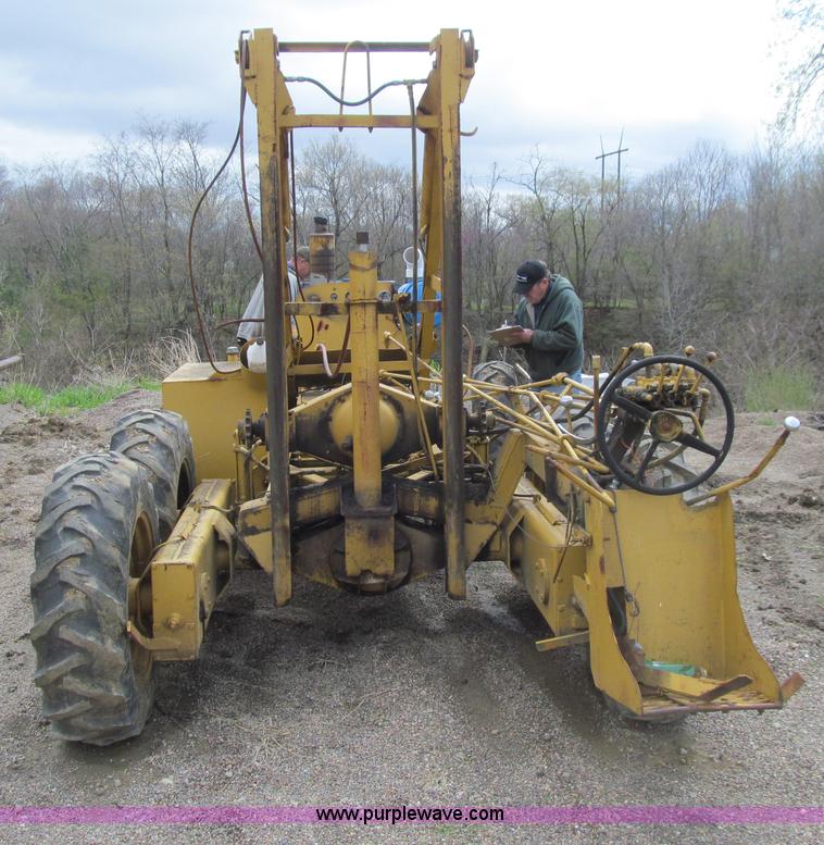 image for item E4744 Speicher tile trenching machine