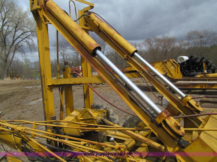 image for item E4744 Speicher tile trenching machine