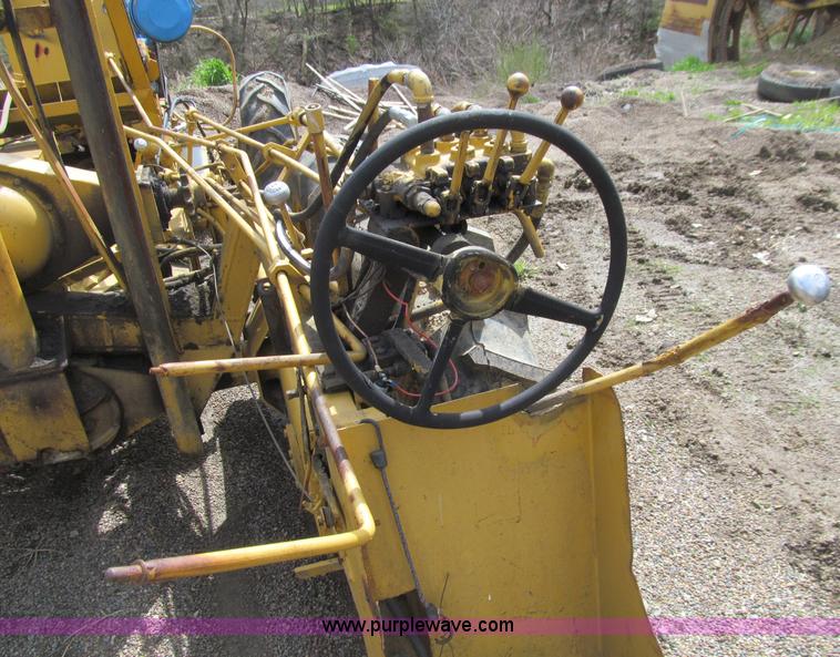 image for item E4744 Speicher tile trenching machine