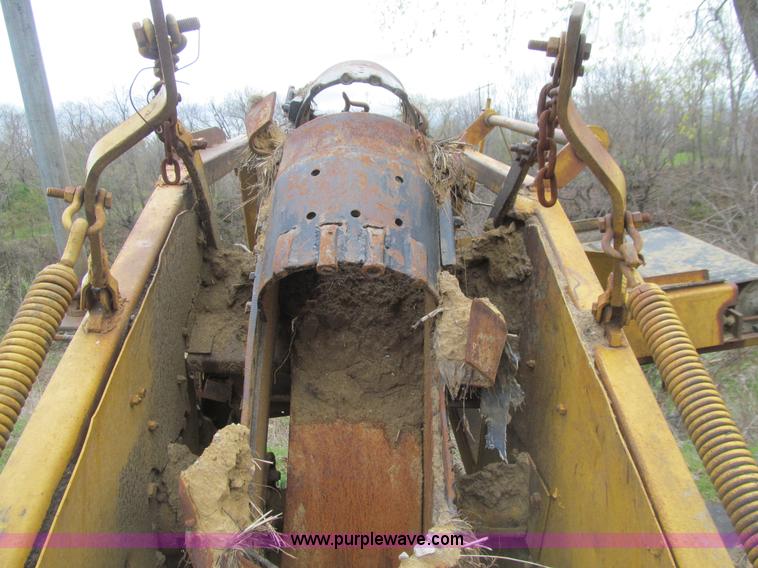 image for item E4744 Speicher tile trenching machine