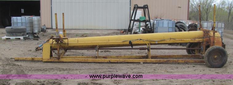 image for item E4746 Portable water pump