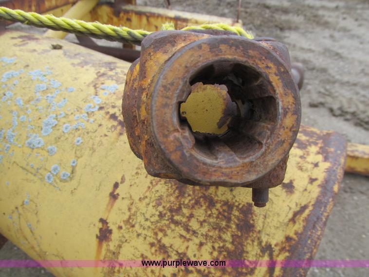 image for item E4746 Portable water pump