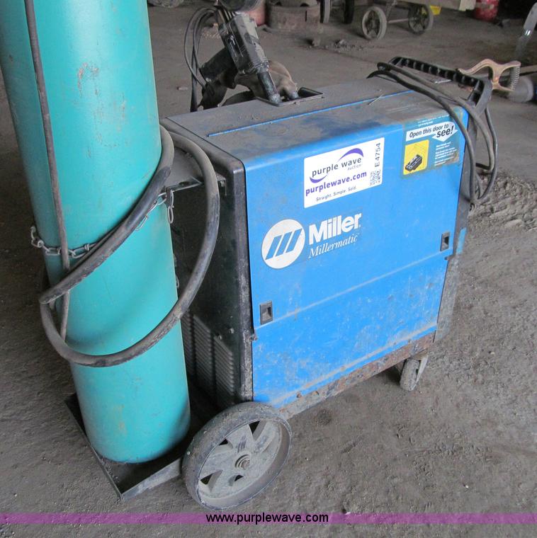image for item E4754 Miller Millermatic 250X wire feed welder