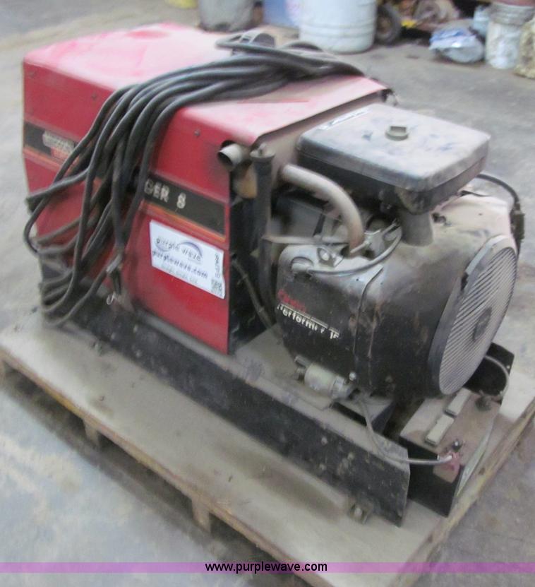 image for item E4768 Lincoln Ranger 8 welder