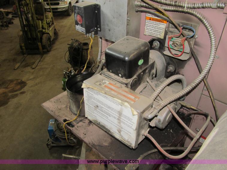 image for item E4773 Reznor RA250 multi oil fired heater