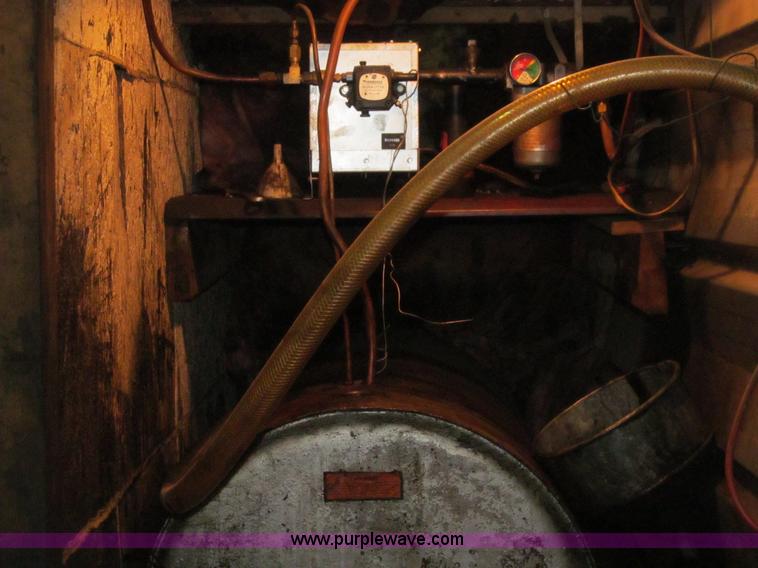 image for item E4773 Reznor RA250 multi oil fired heater