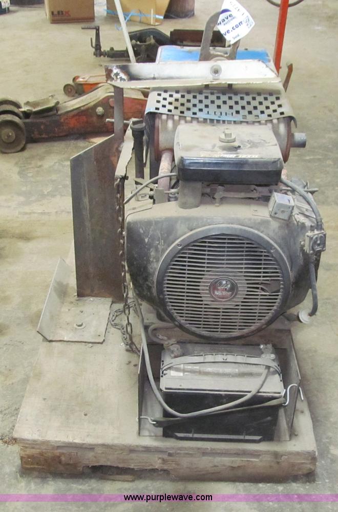 image for item E4775 Miller Bobcat 225G AC/DC welder generator