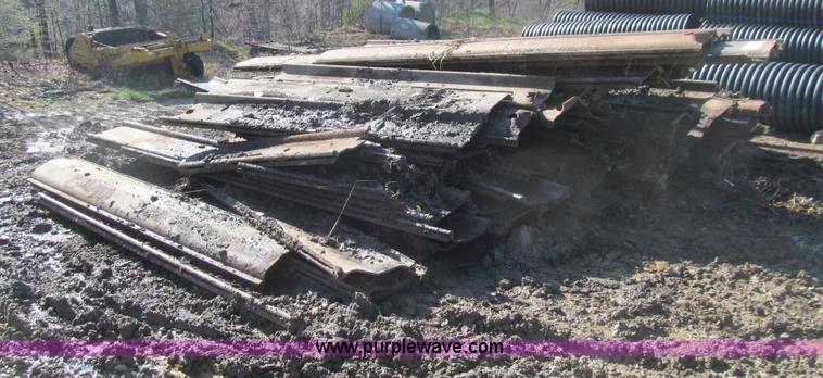 image for item E4801 Approximately 60 pieces steel sheeting