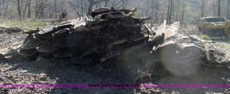 image for item E4801 Approximately 60 pieces steel sheeting