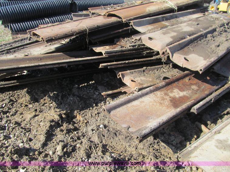 image for item E4801 Approximately 60 pieces steel sheeting