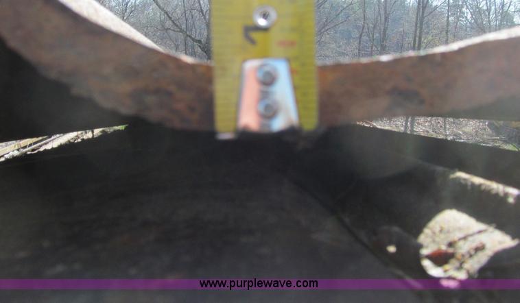 image for item E4801 Approximately 60 pieces steel sheeting