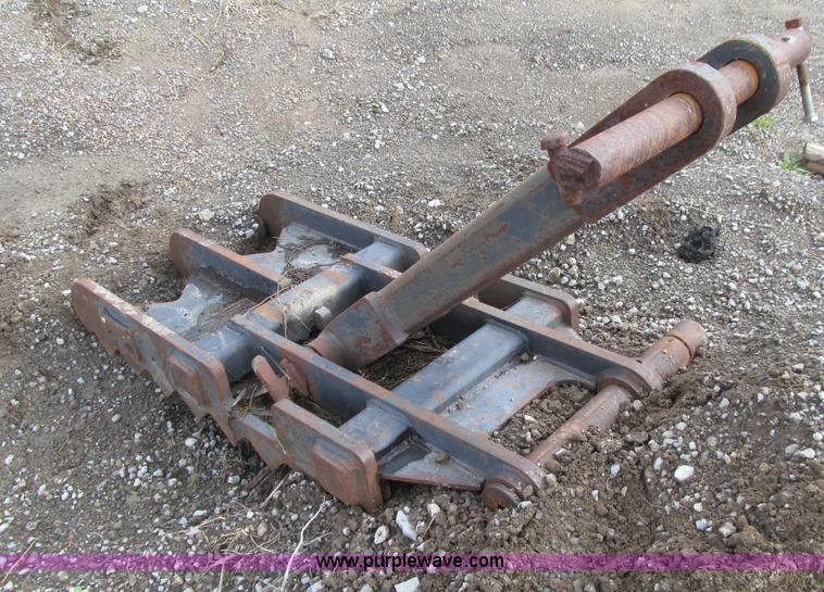 image for item E4814 Pemberton LBLS340004NNHH excavator thumb