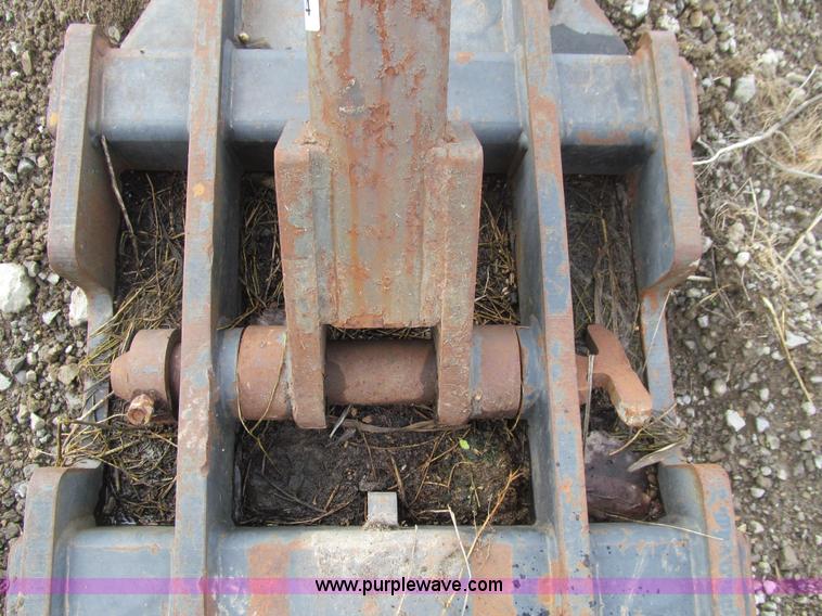 image for item E4814 Pemberton LBLS340004NNHH excavator thumb