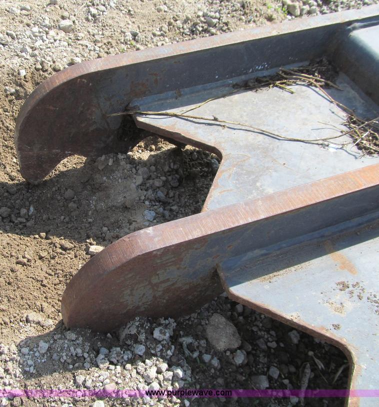 image for item E4814 Pemberton LBLS340004NNHH excavator thumb