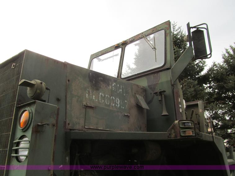 image for item E4836 U.S. Army power unit