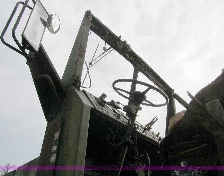 image for item E4836 U.S. Army power unit