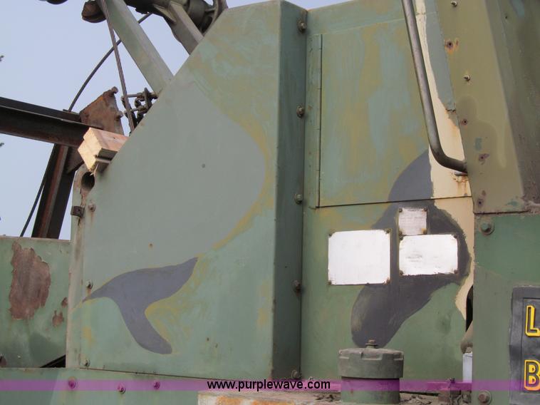 image for item E4836 U.S. Army power unit