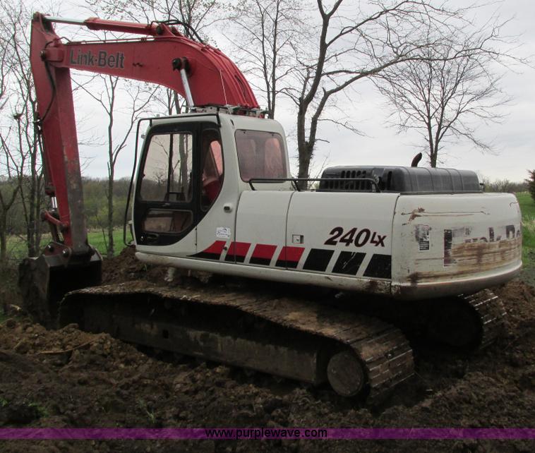 image for item I4185 2005 Link Belt 240LX excavator