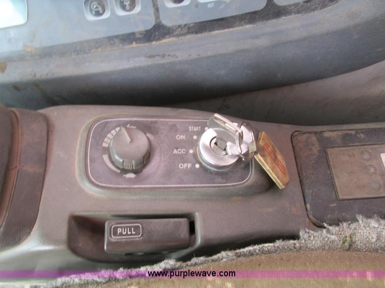 image for item I4185 2005 Link Belt 240LX excavator