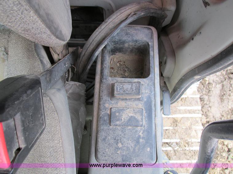 image for item I4185 2005 Link Belt 240LX excavator