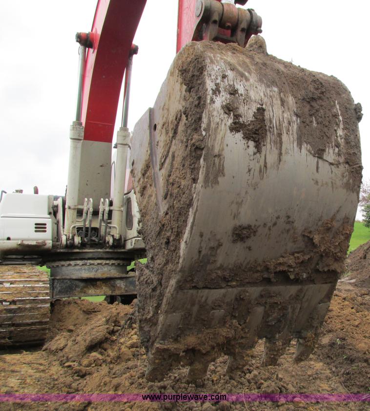 image for item I4185 2005 Link Belt 240LX excavator