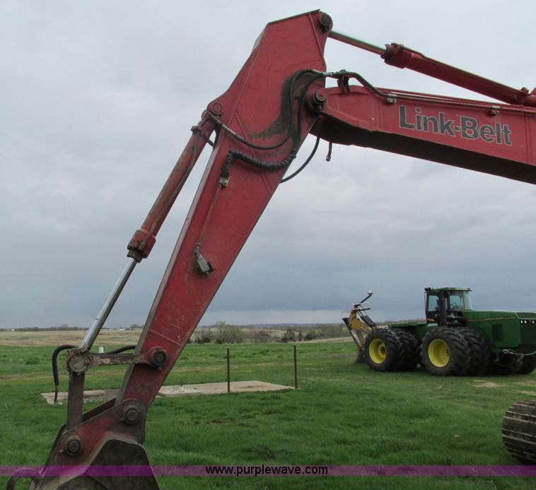 image for item I4186 2005 Link Belt 210LX excavator