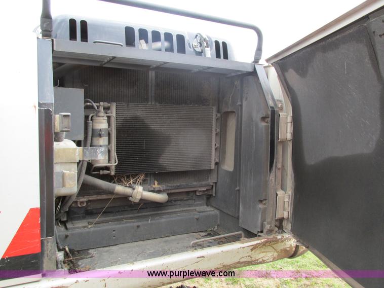 image for item I4186 2005 Link Belt 210LX excavator