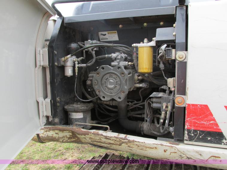 image for item I4186 2005 Link Belt 210LX excavator