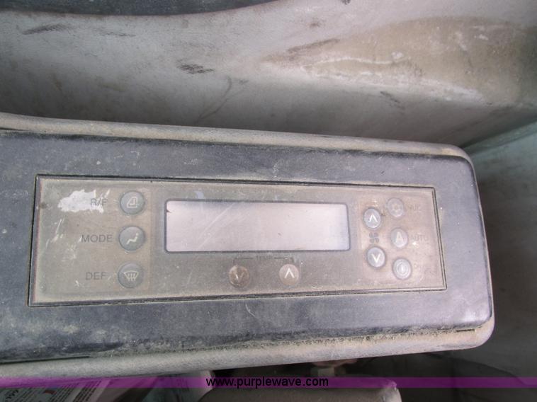 image for item I4186 2005 Link Belt 210LX excavator