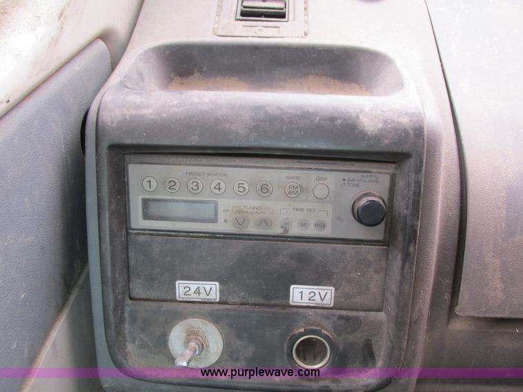 image for item I4186 2005 Link Belt 210LX excavator