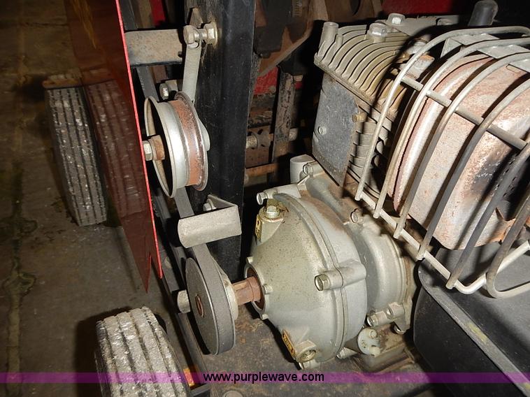 Snapper Pro Series PP5001B power plug in Merriam, KS Item AC9034 sold Purple Wave