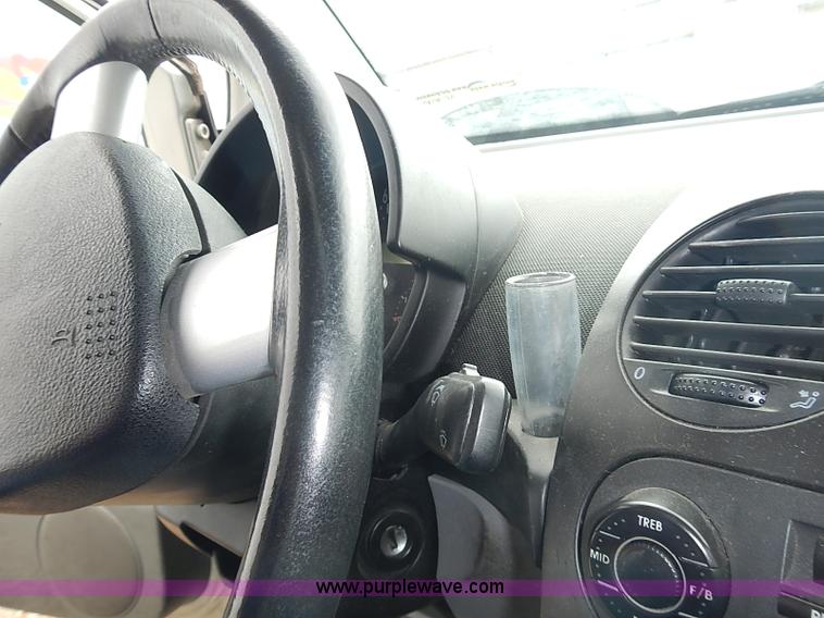 image for item AC9040 2001 Volkswagen New Beetle GLS