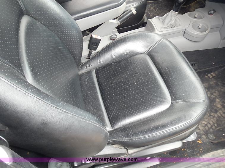 image for item AC9040 2001 Volkswagen New Beetle GLS