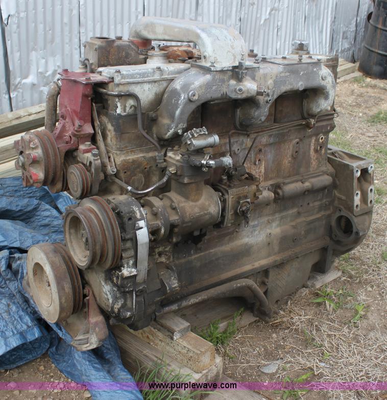 image for item AN9896 Cummins 290 six cylinder diesel engine
