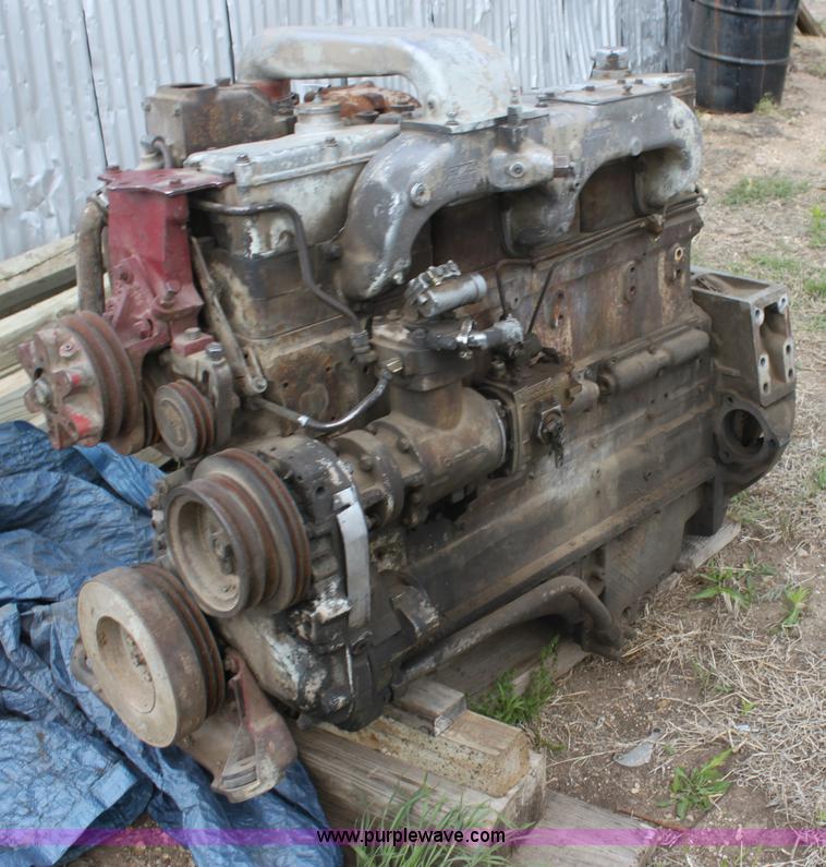 image for item AN9896 Cummins 290 six cylinder diesel engine