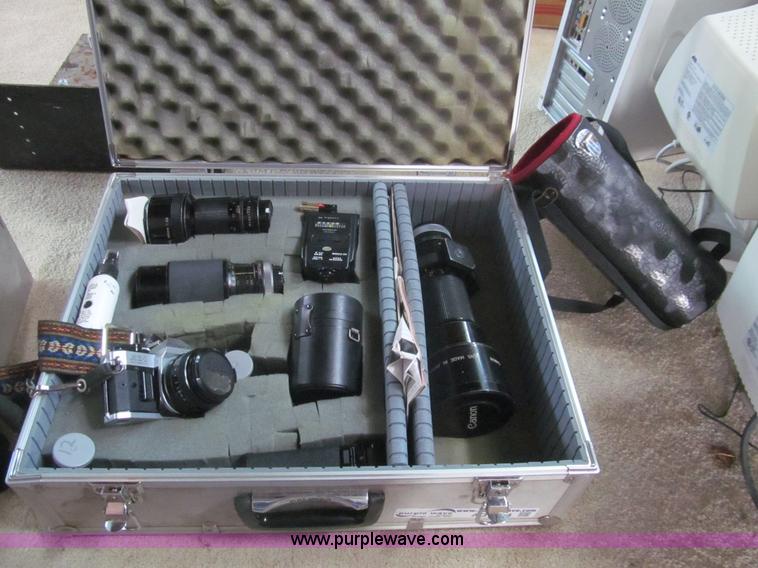 image for item AQ9824 Canon AE1 35mm camera