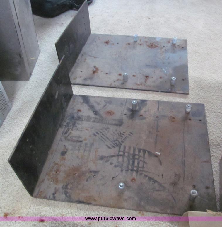 image for item AQ9826 Assorted police security equipment