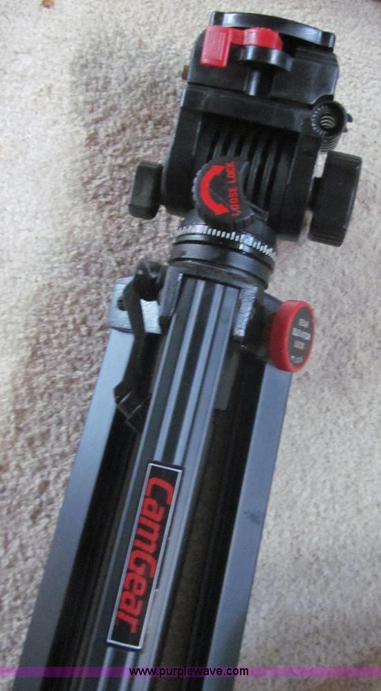 image for item AQ9828 Quasar VHS camcorder