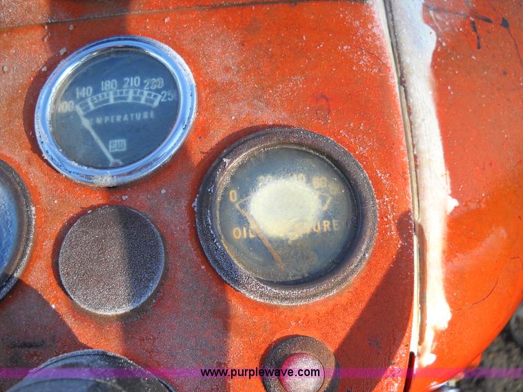 image for item C1987 1962 Ford 601 Workmaster tractor