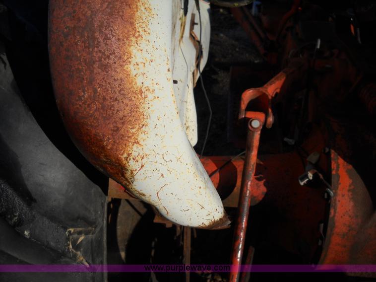 image for item C1987 1962 Ford 601 Workmaster tractor