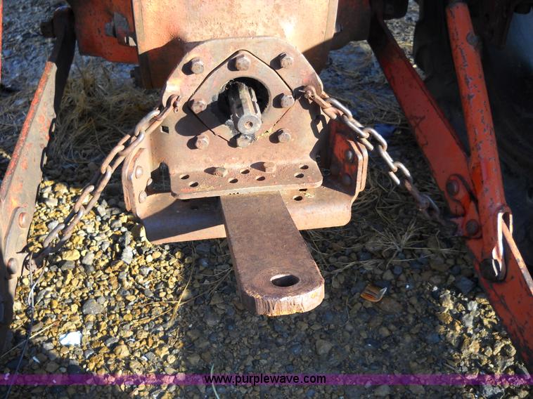 image for item C1987 1962 Ford 601 Workmaster tractor