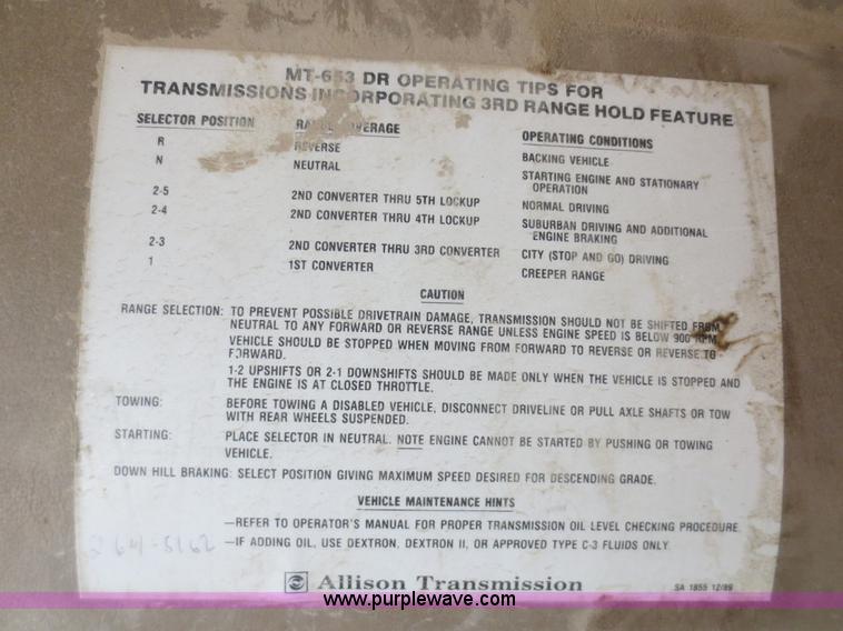 image for item F6925 1993 International 4900 dump truck